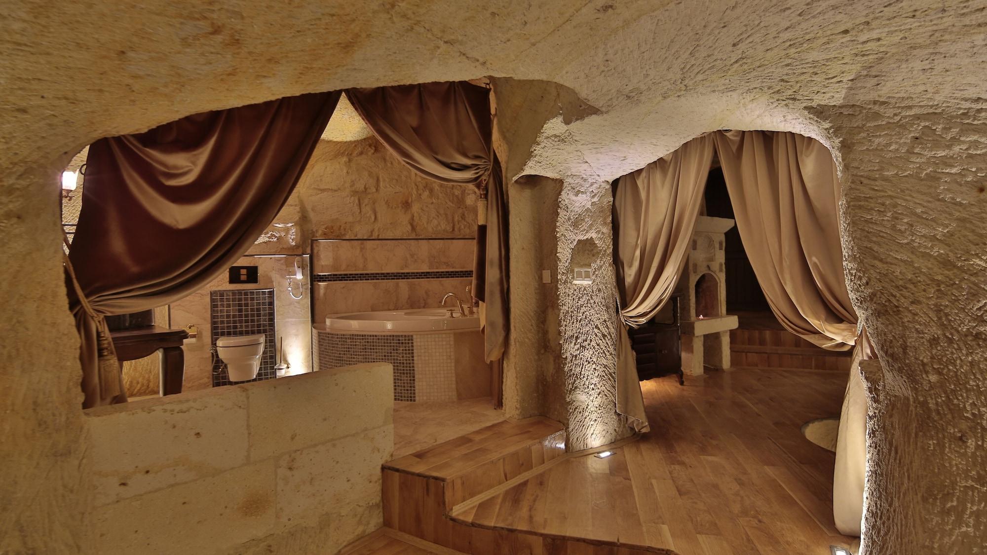 Golden Cave Suites ウルギュップ エクステリア 写真