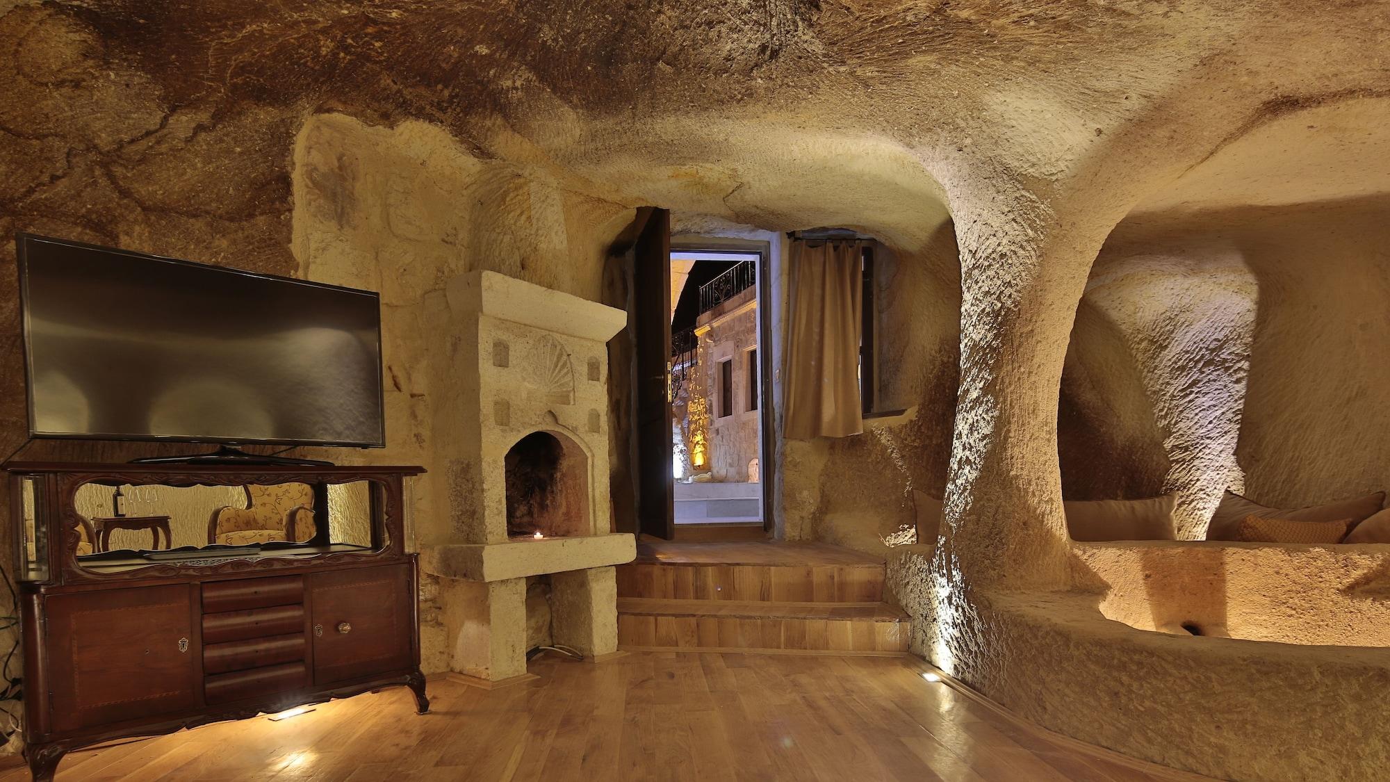 Golden Cave Suites ウルギュップ エクステリア 写真