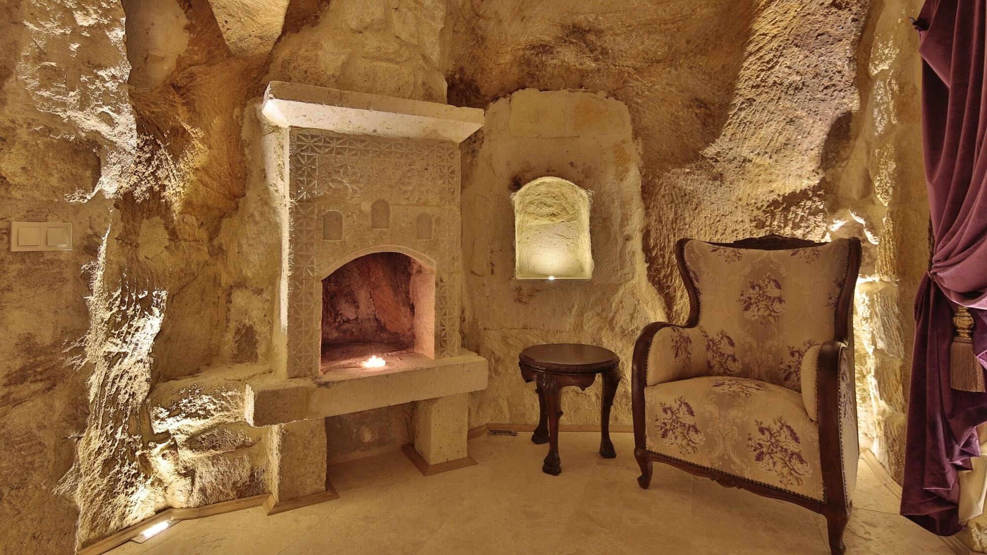 Golden Cave Suites ウルギュップ エクステリア 写真