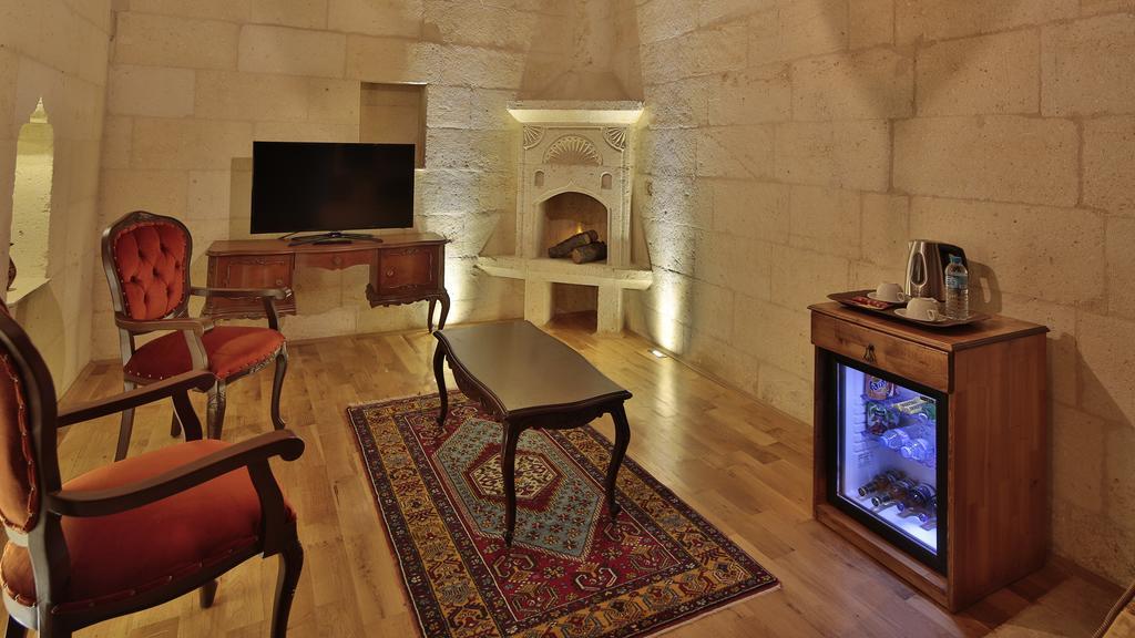 Golden Cave Suites ウルギュップ エクステリア 写真